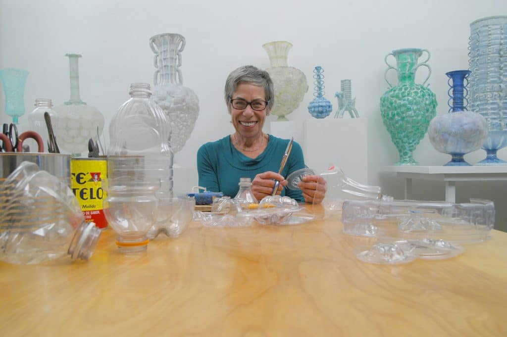 Shari_Mendelson_studio_portrait