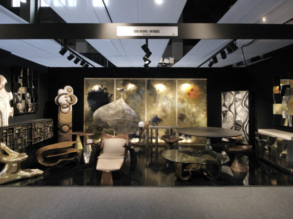 modernism_booth_em